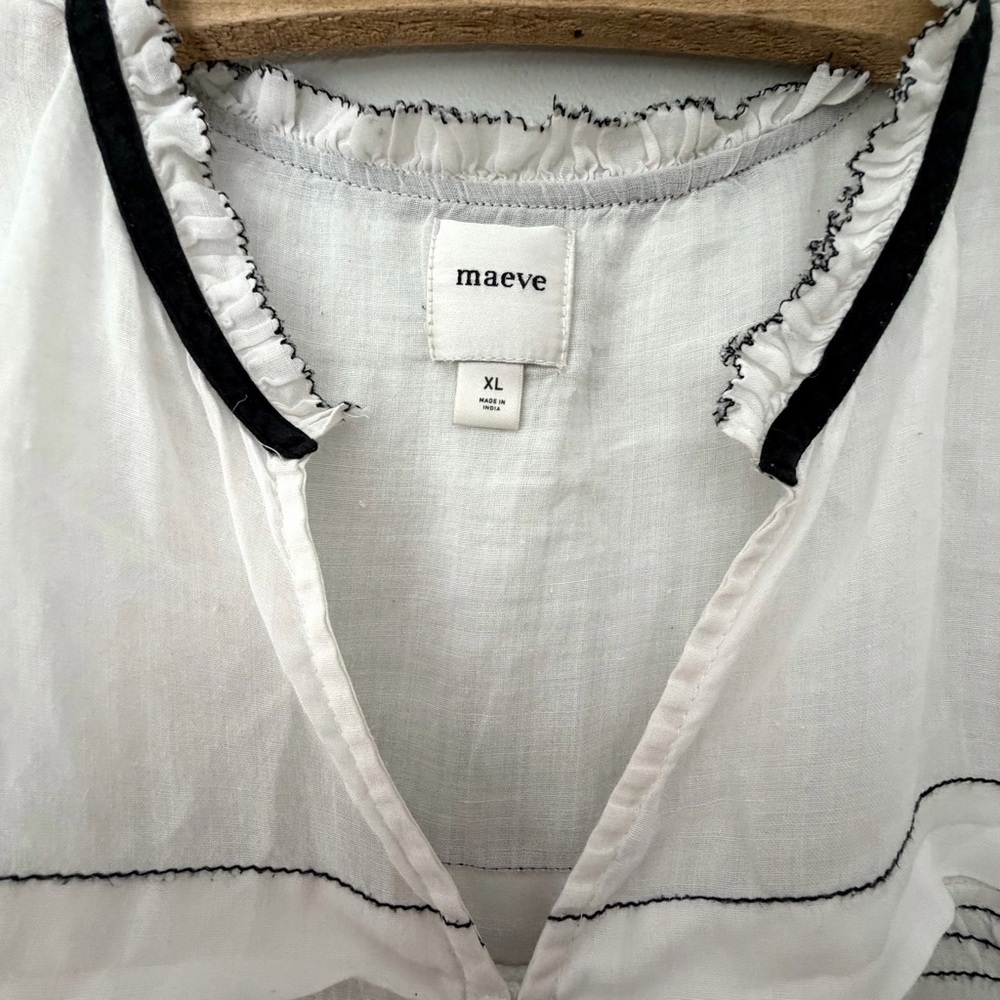 Maeve White Linen Tunic with Black Trim/Stitching XL - Picture 6 of 12